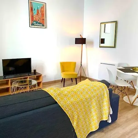 Apartment Capitole, Grand T1 Bis, Lumineux, Neuf.