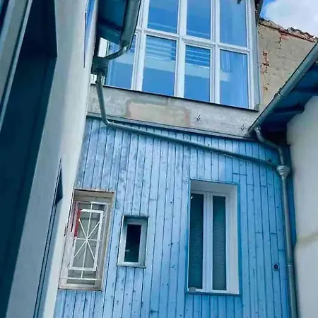 شقة Capitole, Grand T1 Bis, Lumineux, Neuf. *