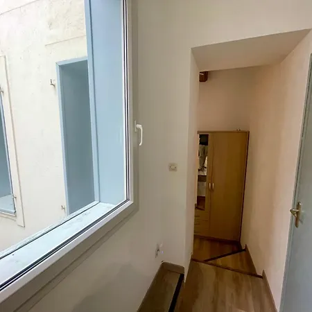 Capitole, Grand T1 Bis, Lumineux, Neuf. Apartamento