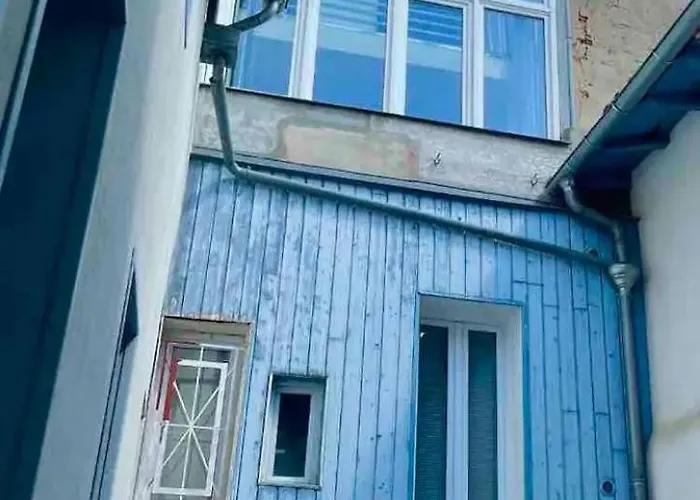 شقة Capitole, Grand T1 Bis, Lumineux, Neuf. *